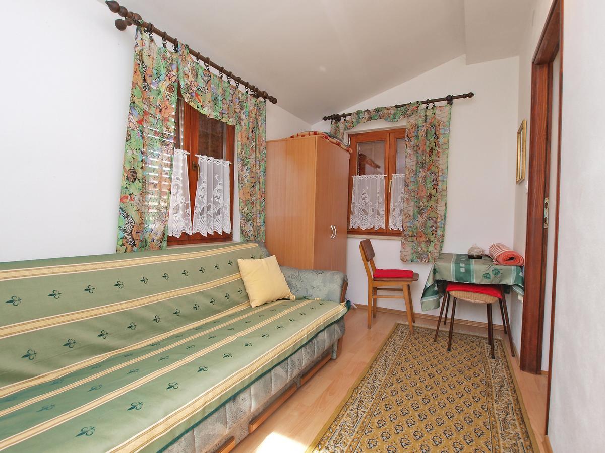 Apartments Ana ロヴィニ エクステリア 写真