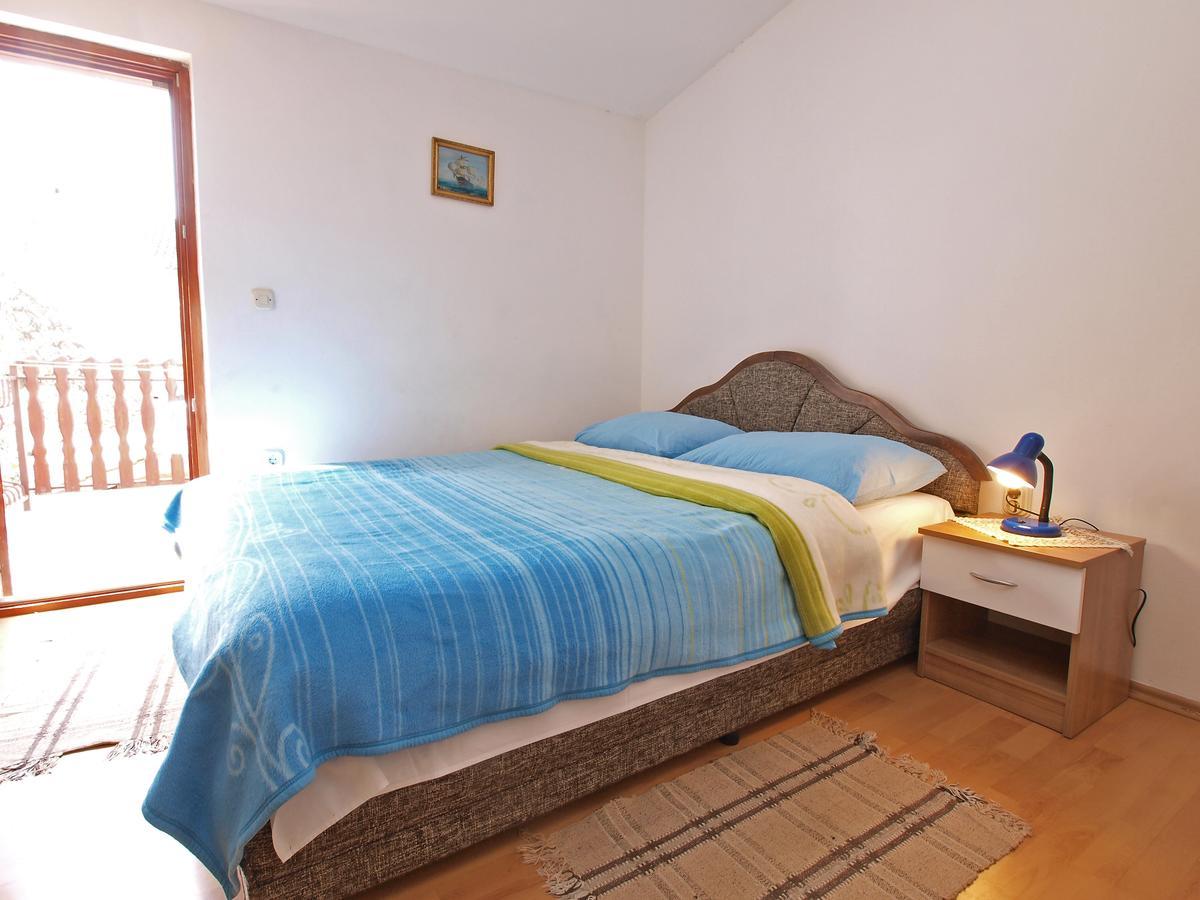 Apartments Ana ロヴィニ エクステリア 写真